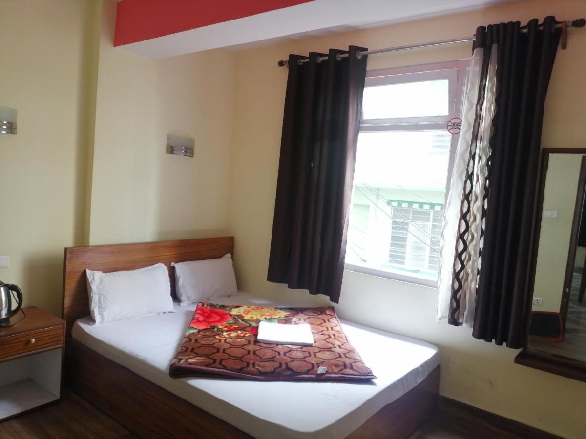 Hotel Nindik Гангток Экстерьер фото